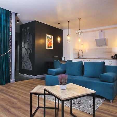 Allurapart Nivky Appartement Kiev Buitenkant foto