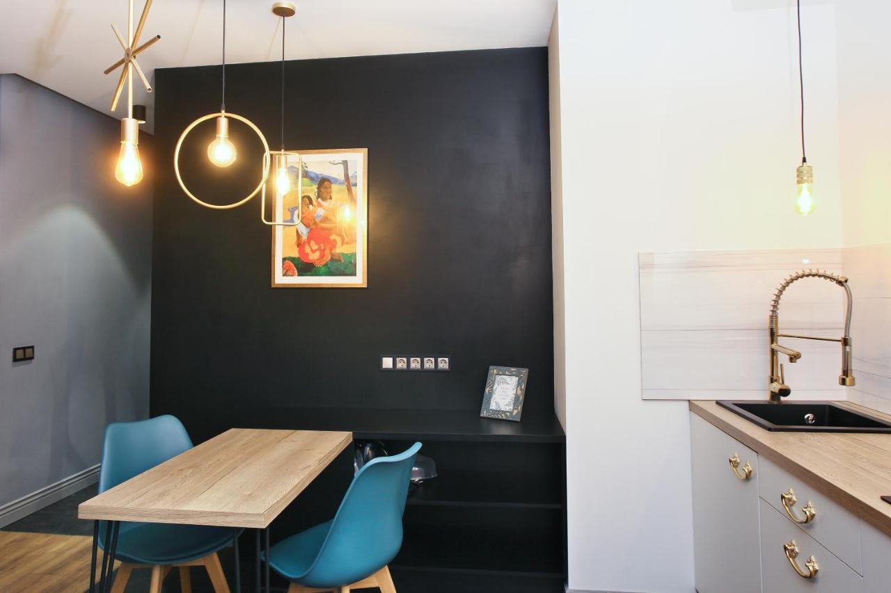 Allurapart Nivky Appartement Kiev Buitenkant foto